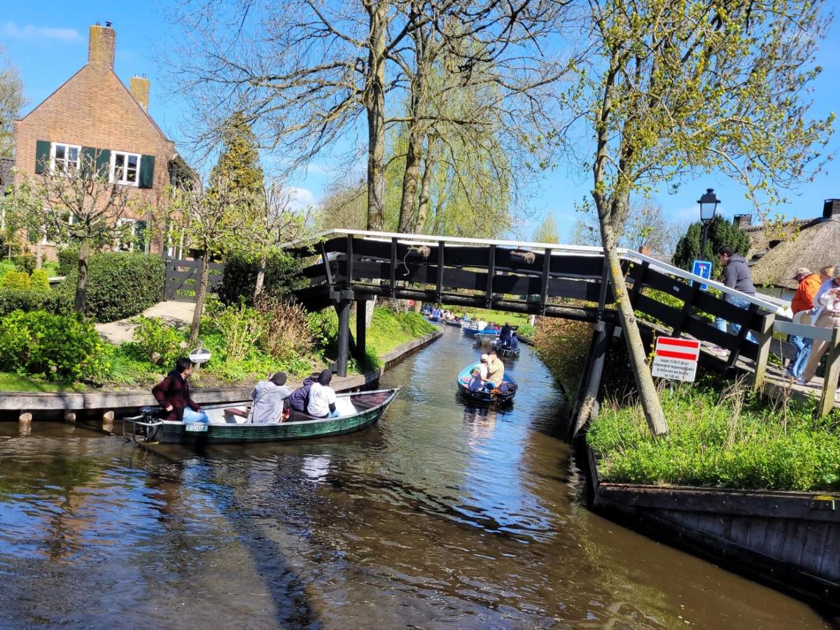 B&B Villa Giethoorn - Canalview, Privacy & Parking Zewnętrze zdjęcie