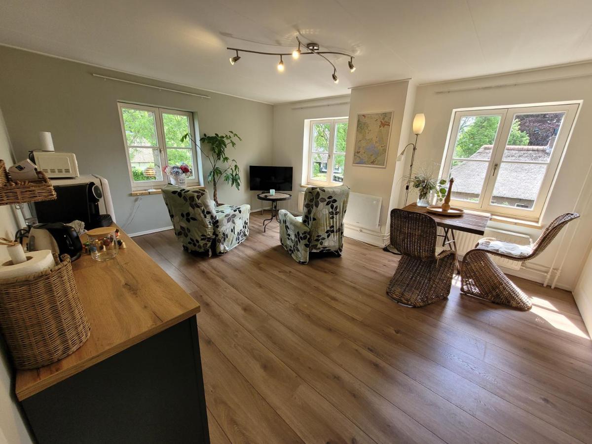 B&B Villa Giethoorn - Canalview, Privacy & Parking Zewnętrze zdjęcie
