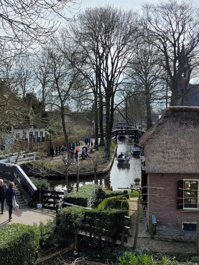 B&B Villa Giethoorn - Canalview, Privacy & Parking Zewnętrze zdjęcie