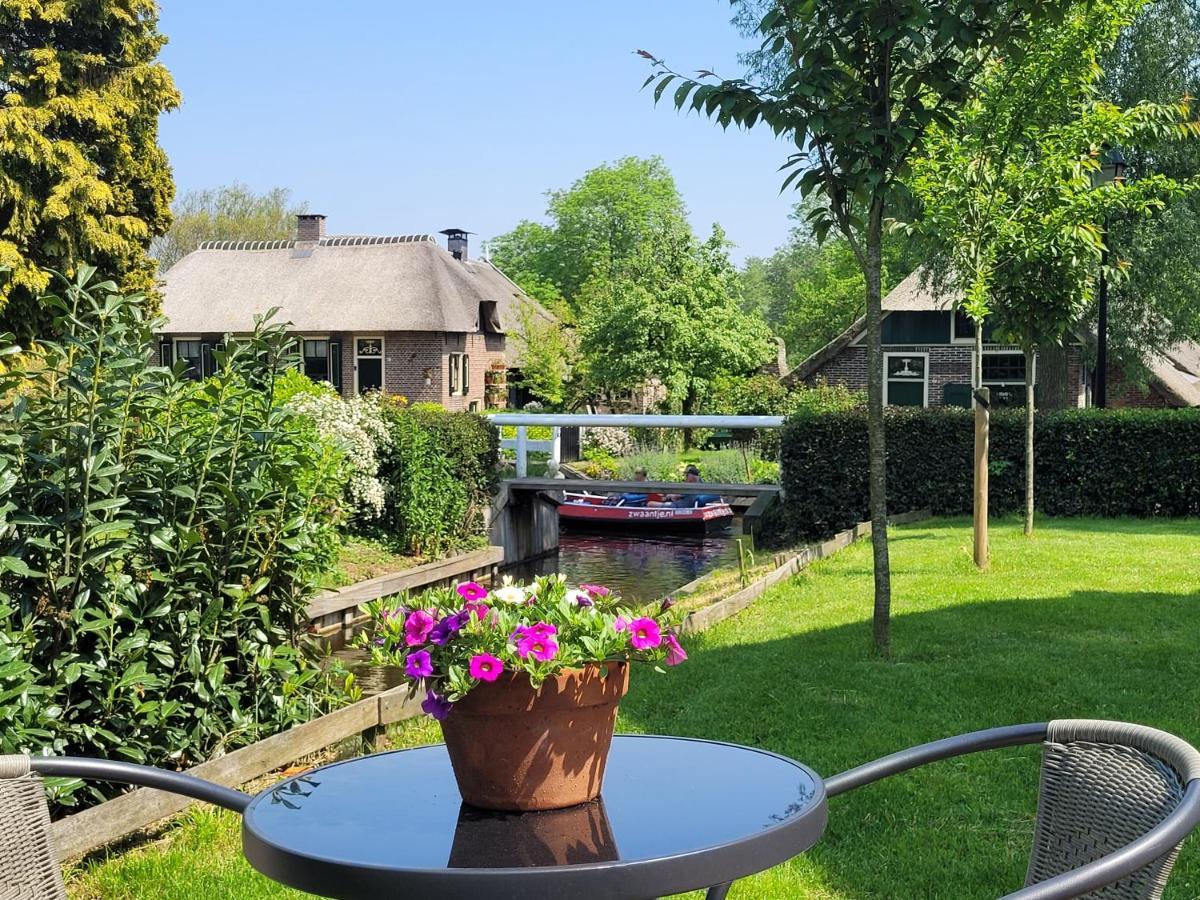 B&B Villa Giethoorn - Canalview, Privacy & Parking Zewnętrze zdjęcie